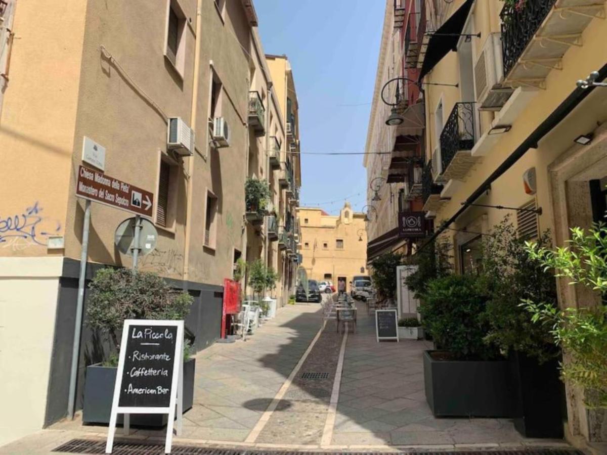 Appartamento Cagliari Centro Con Vista Sul Porto エクステリア 写真
