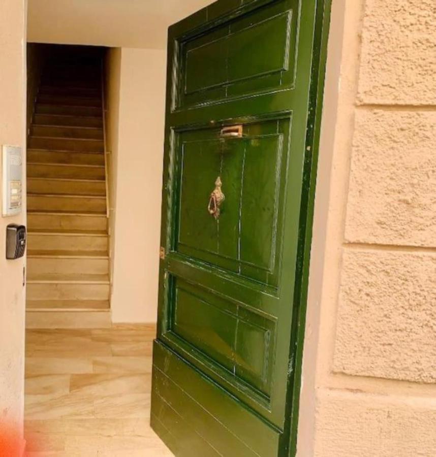 Appartamento Cagliari Centro Con Vista Sul Porto エクステリア 写真